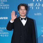 추모 "먼저 세상 떠난 친구 그리워…형제 같았다"[<b>백상</b>예술대상]