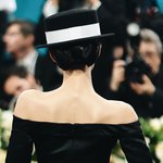 제니 어깨가 ㄹㅇ 미친듯