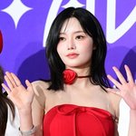 피프티피프티 키나, <b>신보</b> 활동 전체 불참 "건강상의 이유로"...