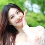 레드벨벳크러쉬 조이, <b>숲</b> <b>속</b>에서 방금 튀어나온 요정 미모