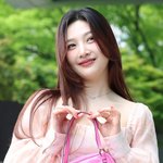 오늘은 <b>핑크</b>크러쉬  조이