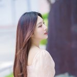 레드벨벳 크러쉬 조이, ‘로판 <b>영애</b> 비주얼’ (동물농장 출근길)...