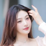 ‘클로즈업을 부르는 공주 미모’ (<b>동물</b>농장 출근길) [HD포토]