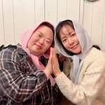 [단독]한지민, ‘우블’ 인연 정은혜 작가 결혼식 헤메 지원..소속사도...