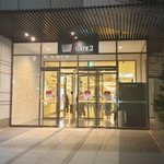 바쁜 출근길에 문 안 잡고 <b>지만</b> 빠져나가는 애는 뭘까