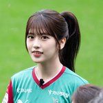 자연광에 싱그러운 건<b>강미</b> 뽐낸 여돌