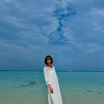 ‘돌싱’ 조윤희, 딸과 오키나와行..눈부신 <b>해변</b>의 여신