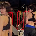 "감탄 나오는 뒤태"… 나나, 탄탄한 등근육 '아찔