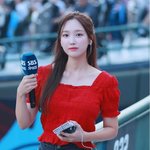 '야구 여신' 김세연 아나 깜짝 결혼…"조용한 스몰웨딩"