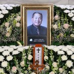 [어케생각해] [<b>MD</b>포토] 故이상용, '환하게 웃는 영원한 뽀빠이'