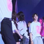 [댓글부탁해] <b>앤톤</b> 이거 누구 쳐다보는거야?