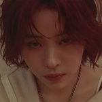 아 있지 류진 머리 <b>단발</b>로 온거 ... 미치겠어