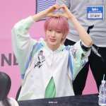 공개 팬사에선 느낌 또 다른 남돌 비주얼