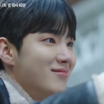 스무살들이 꽁냥거리는 거 보니까