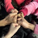 사계의봄 주인공들 치이는 <b>손</b>크기 <b>차이</b>