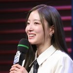 [어케생각해] 이세영 측 “악플러에 법적 조치…합의 위한 <b>창구</b> 없다”