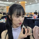 이혼한 김보라, 절친 챙기기 나섰다…故김새론 보고 있나