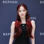 오늘자 있지 <b>류진</b> 'REPOSSI' 포토콜