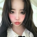 "필터 안 써요" 박봄, 머리 붙이고 외모 리즈..점점 어려지는...