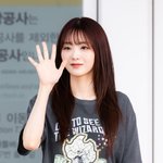 [T포토] 조이현 '손인사로 <b>소두</b> 인증