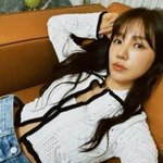 윤은혜, 두턱 굴욕도 없는 뼈말라…<b>주먹</b>도 들어갈 바지 허리 공간...