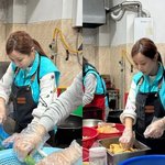 <b>S.E.S</b>. 슈, 도박 끊고 사업 대박나더니 급식 봉사 “과분한...