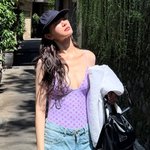 박규영 韓 떠나 과감한 수영복 패션, 극강의 뼈마름 몸매