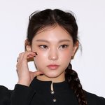 해린, 팬들에 솔직한 심경 "어려운 시기, <b>묵묵</b>한 응원 고마워"