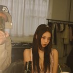 제니 <b>샤넬</b> 진심 개이쁘네