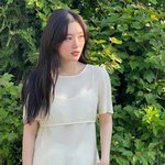 “맑은 봄빛+여유 깊이”…정채연, 자연 품고→청순 감성 반전