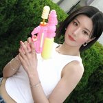 권은비, 물 만났네...원조 '워터밤' 여신은 달라 [RE:스타]