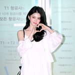 [사진]한소희, '여신의 <b>하트</b>'