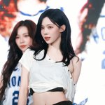 실시간 윈터 <b>홍익대</b> 축제짤