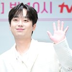 이찬원, 예능촬영 중 <b>돌발</b>상황에 당황 “이거 방송 나가도 되는 거야...