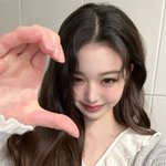 장원영은 <b>보정</b>한게 더 못생김