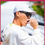 션,'마라톤 출발 전 에너지 넘치는 공연' [O! STAR 숏폼]