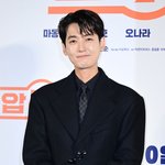 "결혼? 저는 모르죠" 정경호, 의미심장 대답…'12년 열애'...