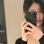  르세라핌 탈퇴 3년 만 <b>SNS</b> 개설.. 소통 시작 [RE:스타]