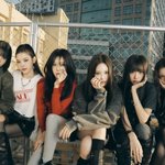 [단독] <b>izna</b>, 6월 초고속 컴백에 겹경사…첫 예능은 '주간아이돌'