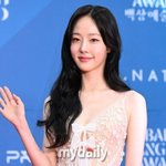 <b>채원빈</b>, 신인상 6관왕 싹쓸이 후 큰 결정…現소속사와 재계약 [공식]