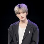 김재중 "오랜만의 록 컴백, 자세도 바꿔야 할지 고민" 너스레