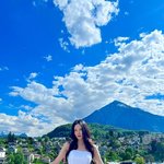 서현, 운동화 신고도 11자 각선미 실화? 역시 연예계 대표 슬렌더