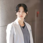 '병역 논란' 송민호와 열애설 묻어두고…박주현, 살인 본능 감춘...