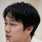 손 크고 예쁜 걸로 유명했던 소지섭.<b>jpg</b>