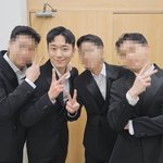 고우림, 전역 소감 "1년 6개월 이상 지켜줘서 고마워"…김연아도...