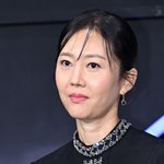 염정아, 종합병원장 사모님 됐다...남편 허일 병원 <b>승격</b> 행사 참석