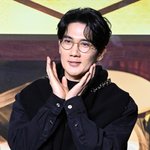 찍나..'단순노동 : 워크맨 외전'으로 생애 첫 예능 <b>MC</b> 도전