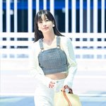 [사진]기은세 공항패션, '<b>시선</b> 사로잡는 아름다움'