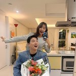 송지은<b>박위</b>, 부부의날에 간증 집회 참석 "꿀같은 나눔의 시간"