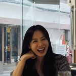 '현빈' 손예진, 눈웃음 폭발…식당서 컵라면에 <b>낮술</b> 포착 [N샷]